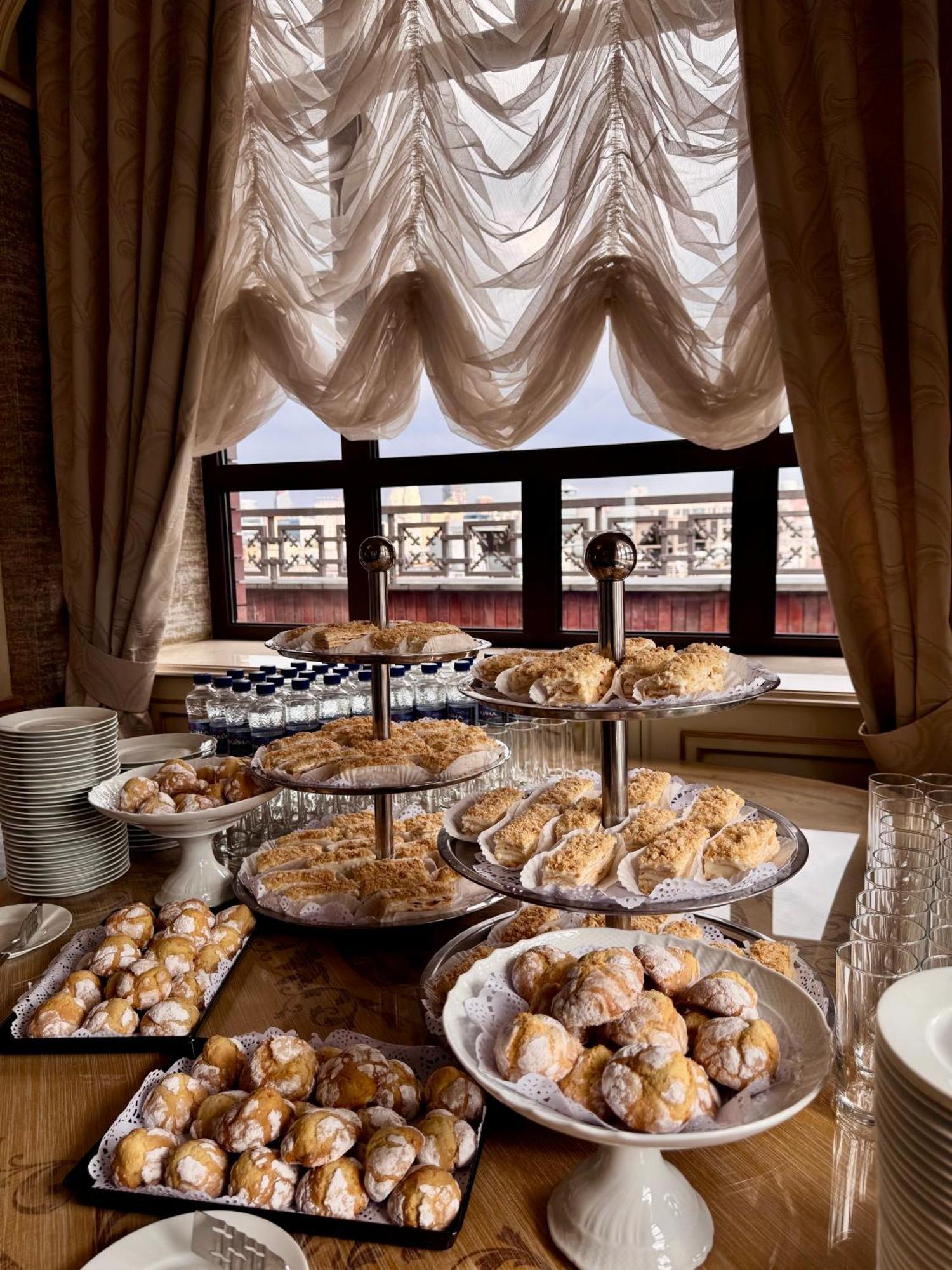 Axelhof Boutique Hotel Dnipro Extérieur photo