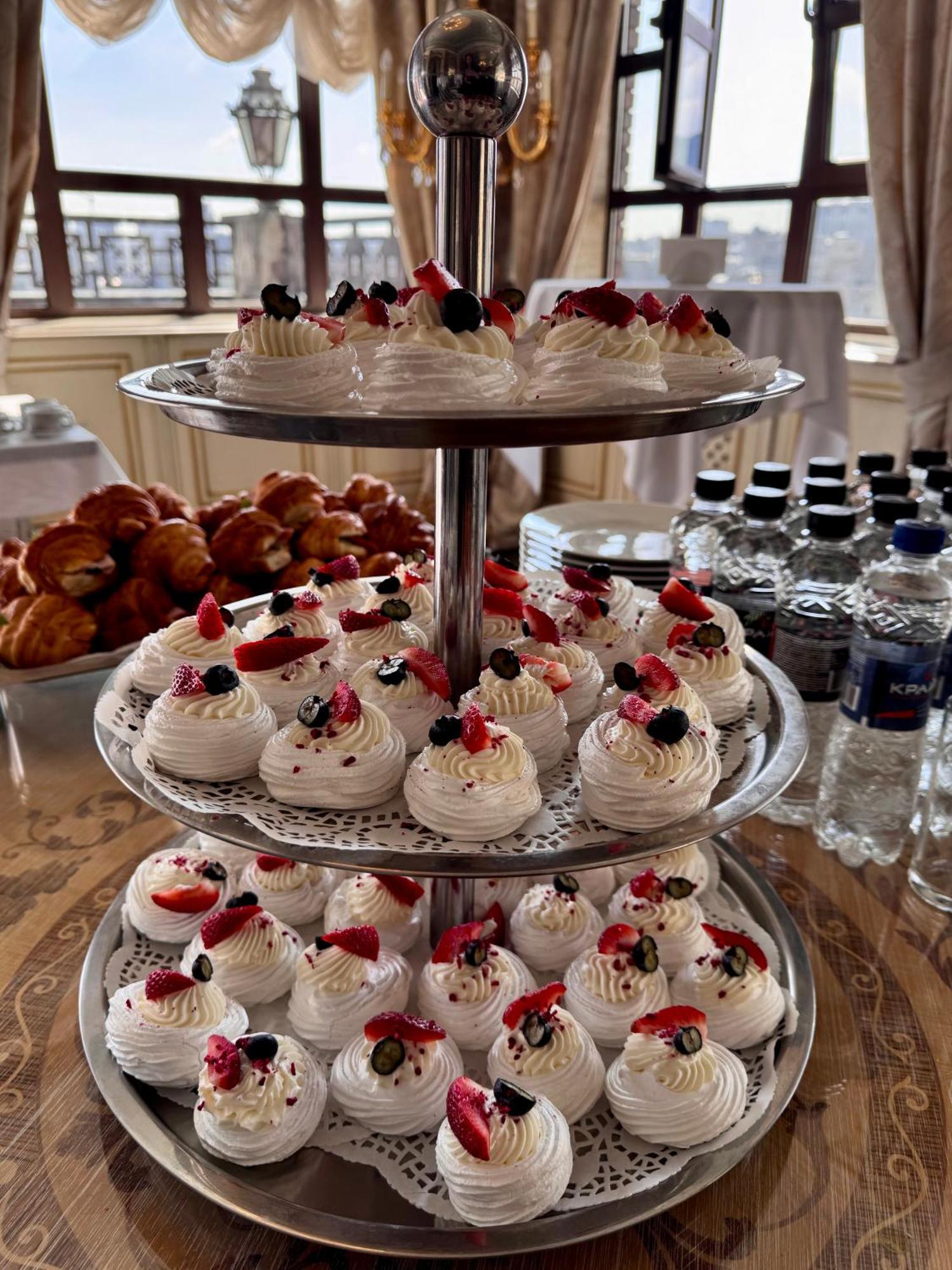 Axelhof Boutique Hotel Dnipro Extérieur photo