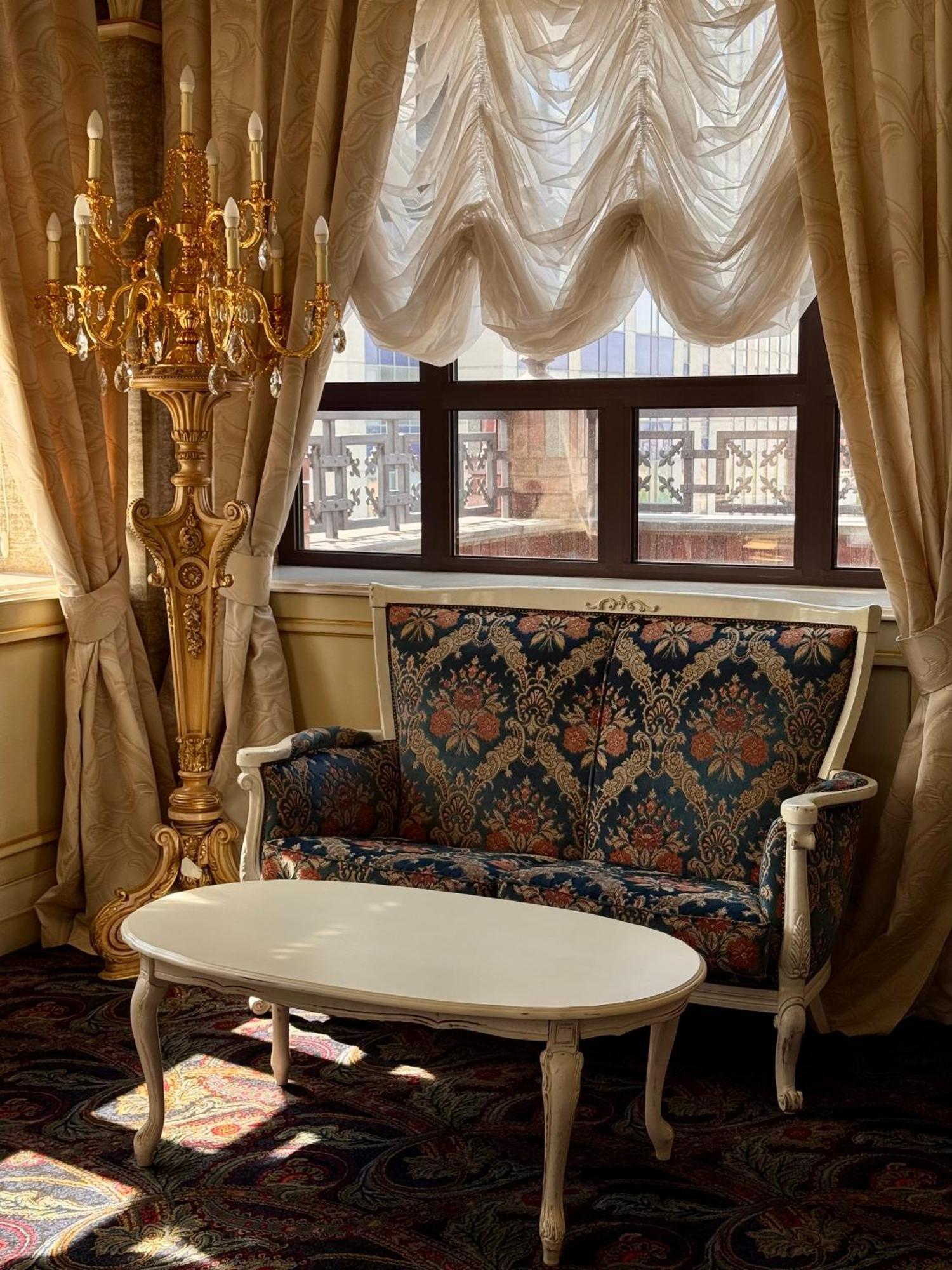 Axelhof Boutique Hotel Dnipro Extérieur photo